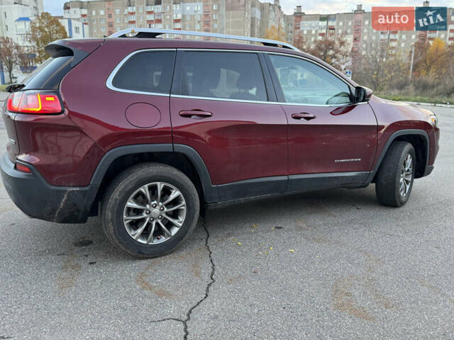 Джип Cherokee 2019 у Чернігові на Automoto.ua Червоний Джип Cherokee, об'ємом двигуна 3.24 л та пробігом 184 тис. км за 16700 $, фото 9 на Automoto.ua