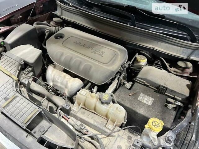 Червоний Джип Cherokee, об'ємом двигуна 2.36 л та пробігом 184 тис. км за 12499 $, фото 25 на Automoto.ua