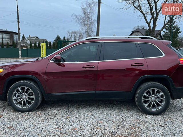 Красный Джип Чероки, объемом двигателя 2.36 л и пробегом 155 тыс. км за 17300 $, фото 3 на Automoto.ua