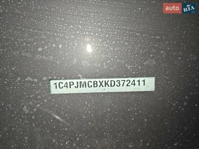 Червоний Джип Cherokee, об'ємом двигуна 2.4 л та пробігом 83 тис. км за 16000 $, фото 6 на Automoto.ua