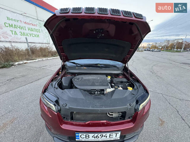 Червоний Джип Cherokee, об'ємом двигуна 3.24 л та пробігом 184 тис. км за 16450 $, фото 18 на Automoto.ua