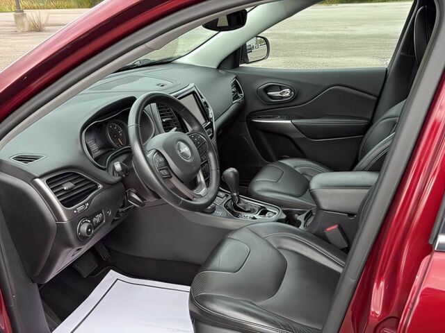 Червоний Джип Cherokee, об'ємом двигуна 3.2 л та пробігом 36 тис. км за 10180 $, фото 8 на Automoto.ua