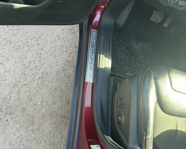 Червоний Джип Cherokee, об'ємом двигуна 2.36 л та пробігом 100 тис. км за 17300 $, фото 14 на Automoto.ua