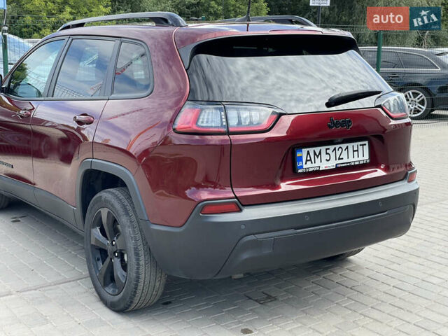 Червоний Джип Cherokee, об'ємом двигуна 2.4 л та пробігом 65 тис. км за 17555 $, фото 17 на Automoto.ua
