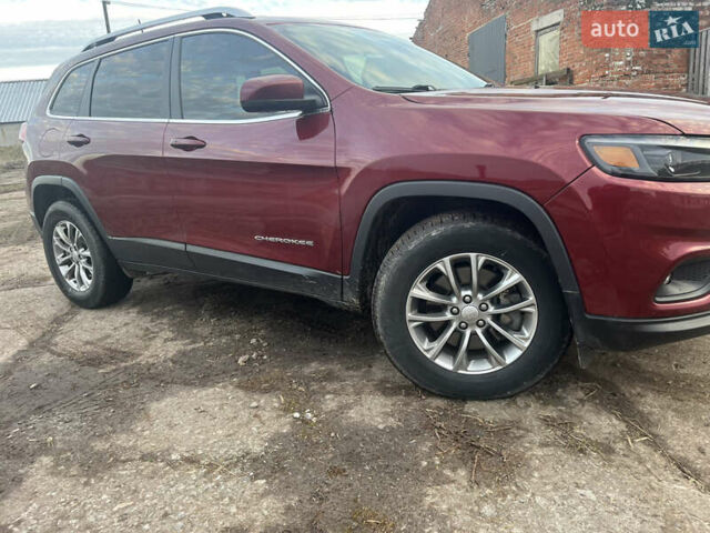 Красный Джип Чероки, объемом двигателя 3.24 л и пробегом 128 тыс. км за 17950 $, фото 1 на Automoto.ua
