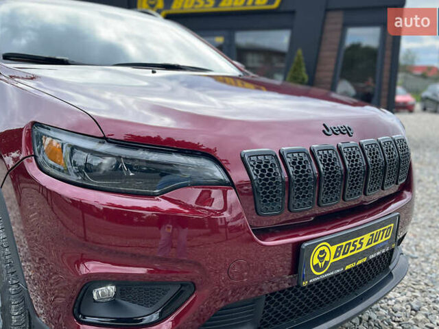 Красный Джип Чероки, объемом двигателя 2.36 л и пробегом 16 тыс. км за 19400 $, фото 29 на Automoto.ua