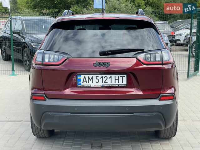 Червоний Джип Cherokee, об'ємом двигуна 2.4 л та пробігом 65 тис. км за 17555 $, фото 16 на Automoto.ua