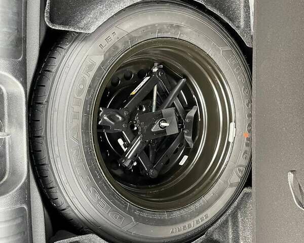 Красный Джип Чероки, объемом двигателя 3.24 л и пробегом 22 тыс. км за 20700 $, фото 10 на Automoto.ua