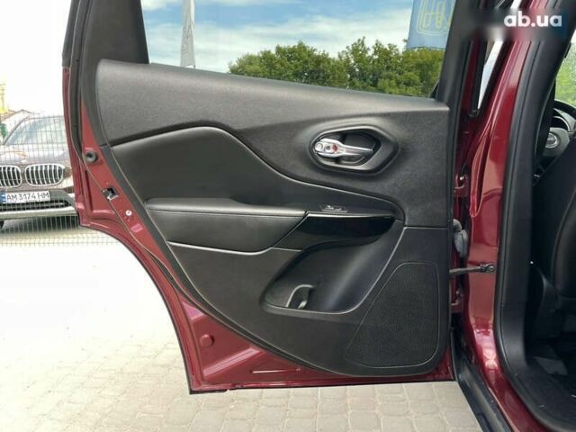 Красный Джип Чероки, объемом двигателя 2.4 л и пробегом 65 тыс. км за 17555 $, фото 25 на Automoto.ua