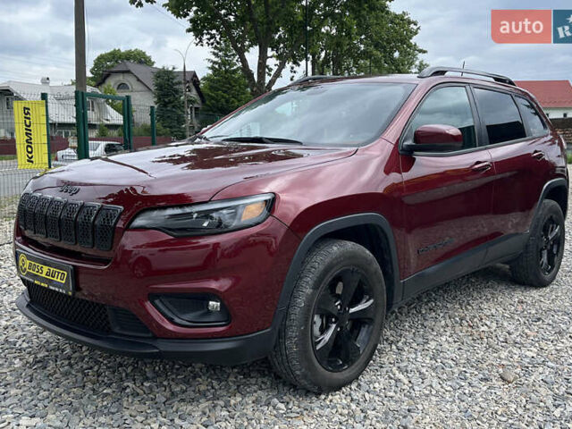 Червоний Джип Cherokee, об'ємом двигуна 2.4 л та пробігом 16 тис. км за 20000 $, фото 2 на Automoto.ua