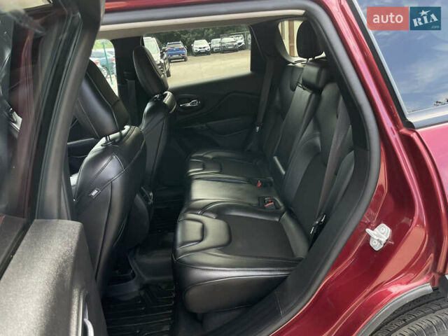 Червоний Джип Cherokee, об'ємом двигуна 2.4 л та пробігом 65 тис. км за 17555 $, фото 26 на Automoto.ua