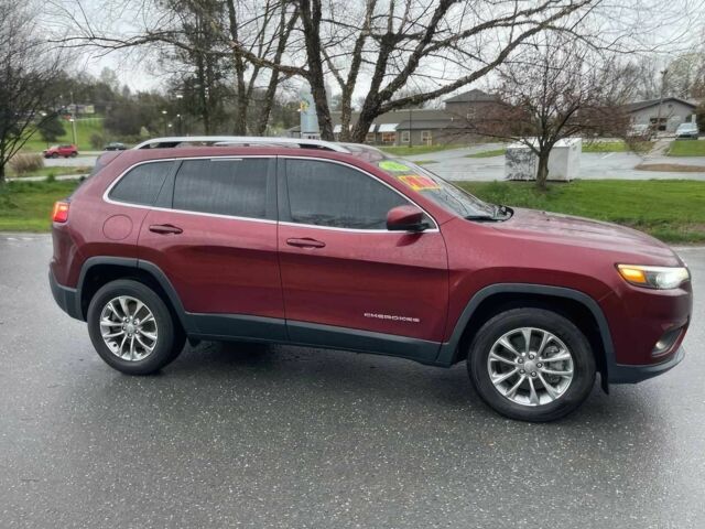 Червоний Джип Cherokee, об'ємом двигуна 0.24 л та пробігом 52 тис. км за 15500 $, фото 3 на Automoto.ua