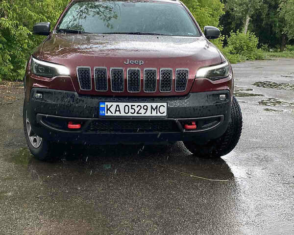 Червоний Джип Cherokee, об'ємом двигуна 2 л та пробігом 60 тис. км за 19500 $, фото 1 на Automoto.ua
