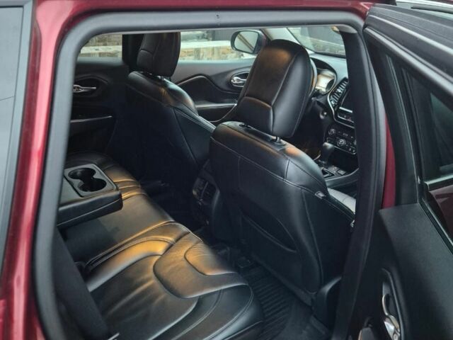 Червоний Джип Cherokee, об'ємом двигуна 3.2 л та пробігом 47 тис. км за 18500 $, фото 15 на Automoto.ua