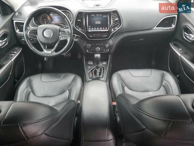 Красный Джип Чероки, объемом двигателя 3.24 л и пробегом 122 тыс. км за 3100 $, фото 7 на Automoto.ua