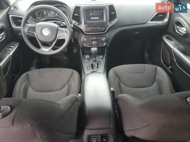 Джип Чероки 2020 в Кропивницком (Кировограде) на Automoto.ua Красный Джип Чероки, объемом двигателя 2.36 л и пробегом 121 тыс. км за 2300 $, фото 7 на Automoto.ua