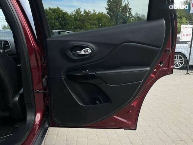 Красный Джип Чероки, объемом двигателя 2.4 л и пробегом 65 тыс. км за 17555 $, фото 29 на Automoto.ua