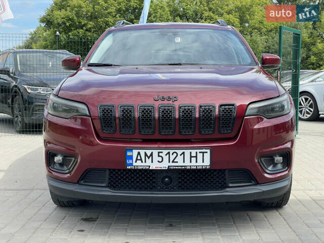 Червоний Джип Cherokee, об'ємом двигуна 2.4 л та пробігом 65 тис. км за 17555 $, фото 4 на Automoto.ua
