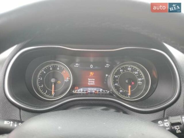 Красный Джип Чероки, объемом двигателя 3.24 л и пробегом 122 тыс. км за 3100 $, фото 8 на Automoto.ua