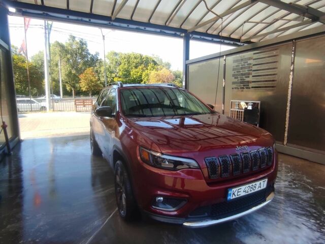 Червоний Джип Cherokee, об'ємом двигуна 3.2 л та пробігом 70 тис. км за 20000 $, фото 3 на Automoto.ua