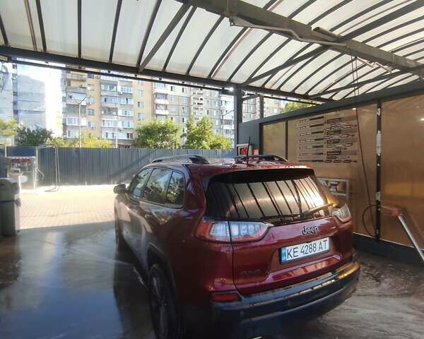 Червоний Джип Cherokee, об'ємом двигуна 3.24 л та пробігом 71 тис. км за 18999 $, фото 7 на Automoto.ua