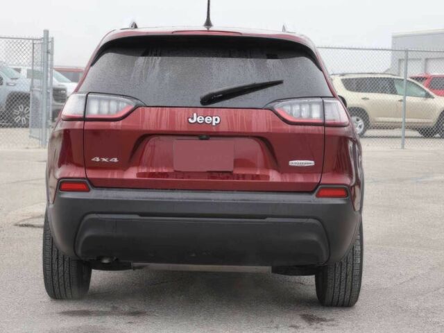 Червоний Джип Cherokee, об'ємом двигуна 2.4 л та пробігом 10 тис. км за 8900 $, фото 6 на Automoto.ua
