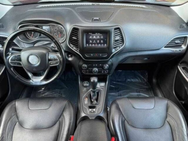 Красный Джип Чероки, объемом двигателя 3.2 л и пробегом 68 тыс. км за 12000 $, фото 14 на Automoto.ua