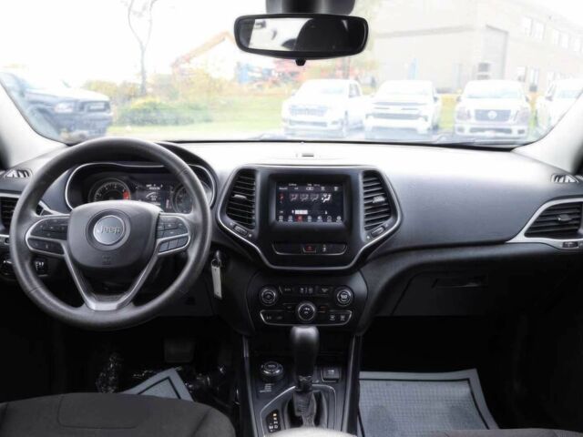 Червоний Джип Cherokee, об'ємом двигуна 2.4 л та пробігом 10 тис. км за 8900 $, фото 9 на Automoto.ua