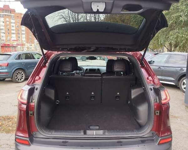 Красный Джип Чероки, объемом двигателя 2.36 л и пробегом 44 тыс. км за 19500 $, фото 10 на Automoto.ua