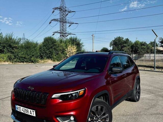Червоний Джип Cherokee, об'ємом двигуна 3.2 л та пробігом 70 тис. км за 20000 $, фото 1 на Automoto.ua
