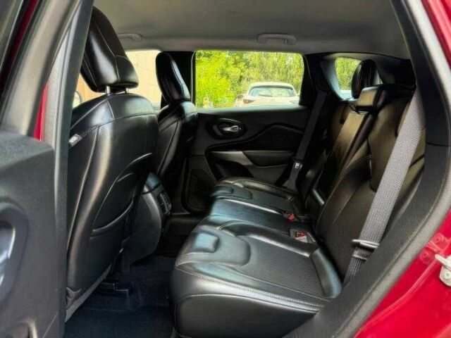 Красный Джип Чероки, объемом двигателя 3.2 л и пробегом 68 тыс. км за 12000 $, фото 11 на Automoto.ua