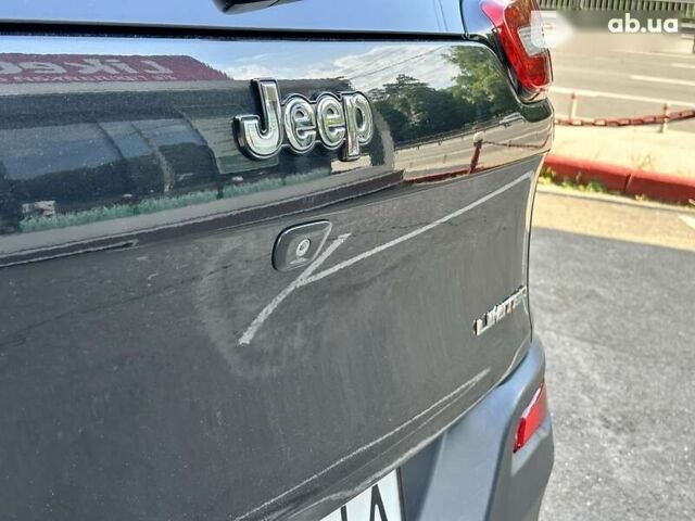 Джип Cherokee, об'ємом двигуна 2.4 л та пробігом 298 тис. км за 13500 $, фото 12 на Automoto.ua