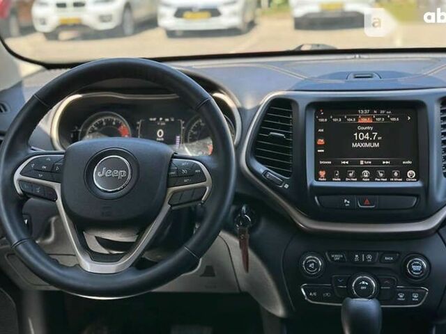 Джип Cherokee, об'ємом двигуна 3.2 л та пробігом 176 тис. км за 15500 $, фото 15 на Automoto.ua