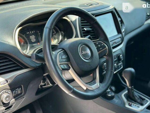 Джип Cherokee, об'ємом двигуна 3.2 л та пробігом 176 тис. км за 15500 $, фото 10 на Automoto.ua