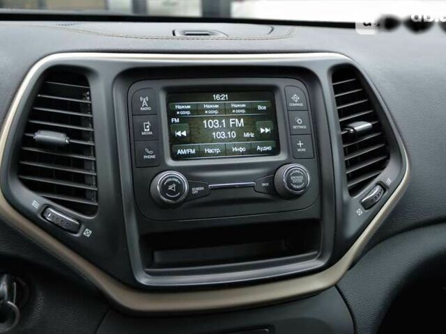 Джип Чероки, объемом двигателя 0 л и пробегом 180 тыс. км за 12900 $, фото 16 на Automoto.ua