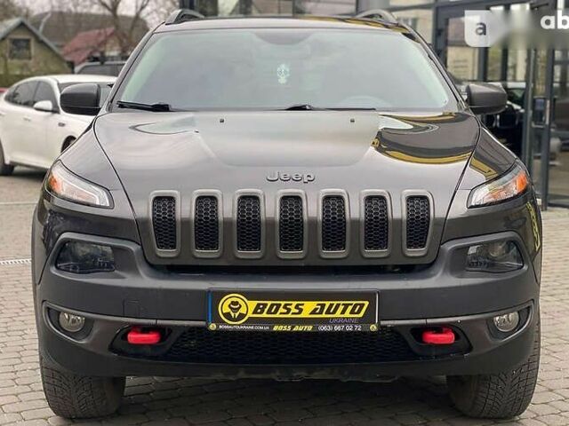 Джип Чероки, объемом двигателя 3.2 л и пробегом 122 тыс. км за 18500 $, фото 5 на Automoto.ua