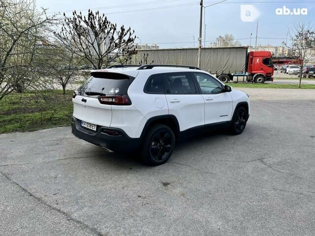 Джип Cherokee, об'ємом двигуна 3.2 л та пробігом 33 тис. км за 16900 $, фото 6 на Automoto.ua