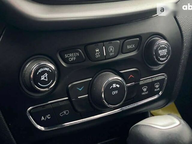 Джип Чероки, объемом двигателя 3.2 л и пробегом 122 тыс. км за 18500 $, фото 11 на Automoto.ua