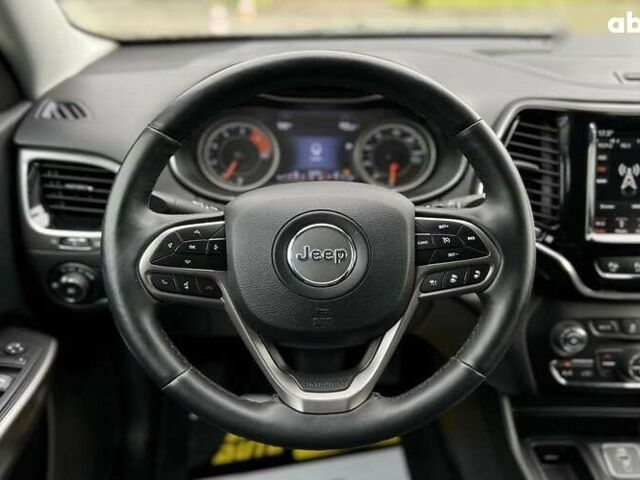 Джип Чероки, объемом двигателя 2 л и пробегом 28 тыс. км за 22700 $, фото 16 на Automoto.ua