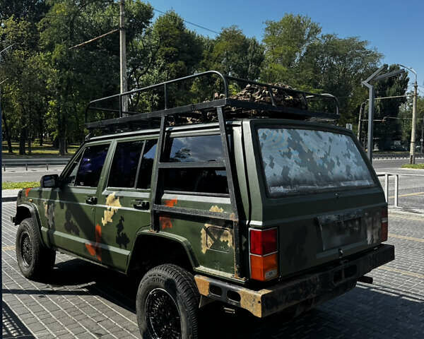 Джип Чероки, объемом двигателя 2.5 л и пробегом 350 тыс. км за 4500 $, фото 3 на Automoto.ua