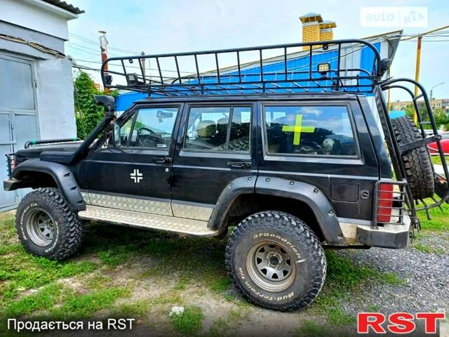 Джип Чероки, объемом двигателя 4 л и пробегом 236 тыс. км за 4000 $, фото 1 на Automoto.ua