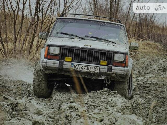 Джип Cherokee, об'ємом двигуна 4 л та пробігом 243 тис. км за 5500 $, фото 8 на Automoto.ua