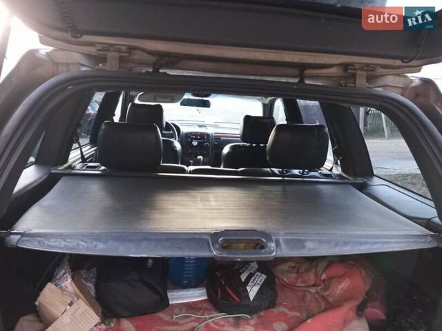 Джип Чероки, объемом двигателя 4 л и пробегом 300 тыс. км за 5800 $, фото 1 на Automoto.ua