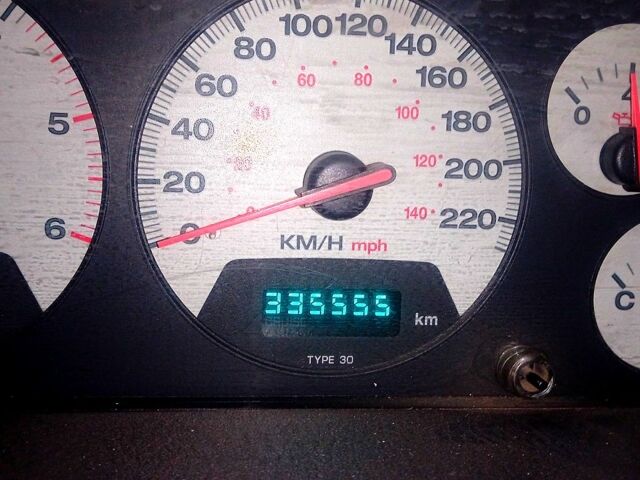 Джип Cherokee, об'ємом двигуна 3.1 л та пробігом 355 тис. км за 4340 $, фото 3 на Automoto.ua