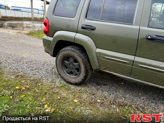 Джип Cherokee, об'ємом двигуна 2.8 л та пробігом 300 тис. км за 4000 $, фото 3 на Automoto.ua
