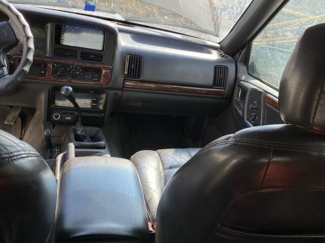 Джип Cherokee, об'ємом двигуна 2.5 л та пробігом 250 тис. км за 2525 $, фото 7 на Automoto.ua