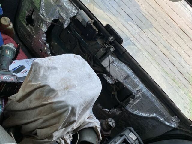 Джип Cherokee, об'ємом двигуна 2.5 л та пробігом 250 тис. км за 2525 $, фото 5 на Automoto.ua
