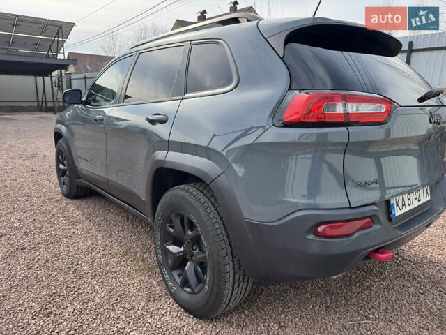 Джип Cherokee, об'ємом двигуна 3.24 л та пробігом 187 тис. км за 14999 $, фото 5 на Automoto.ua