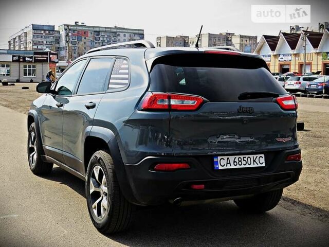 Джип Cherokee, об'ємом двигуна 2.36 л та пробігом 198 тис. км за 15700 $, фото 3 на Automoto.ua