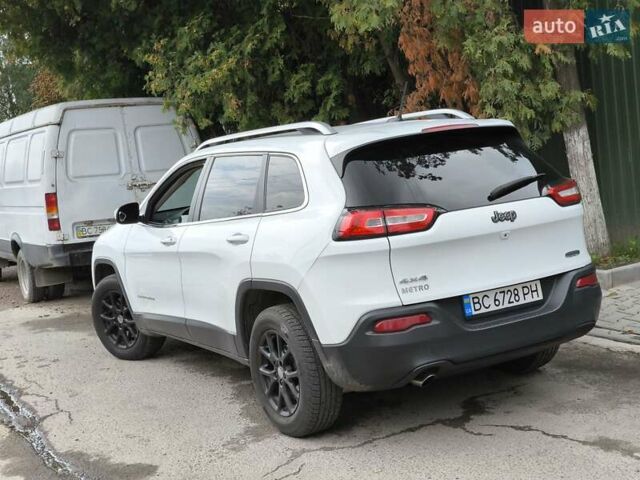 Джип Чероки, объемом двигателя 2.36 л и пробегом 160 тыс. км за 12300 $, фото 8 на Automoto.ua